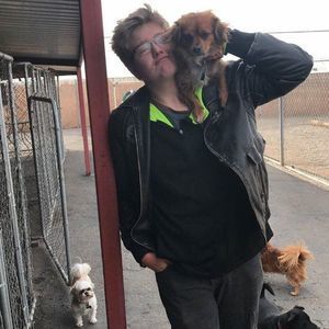 Meet your Posher, Justin